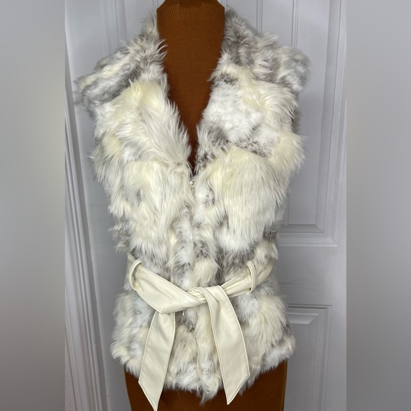 blanc noir Jackets & Blazers - Blanc Noir Y2K Faux Fur Belted Vest Size Small
